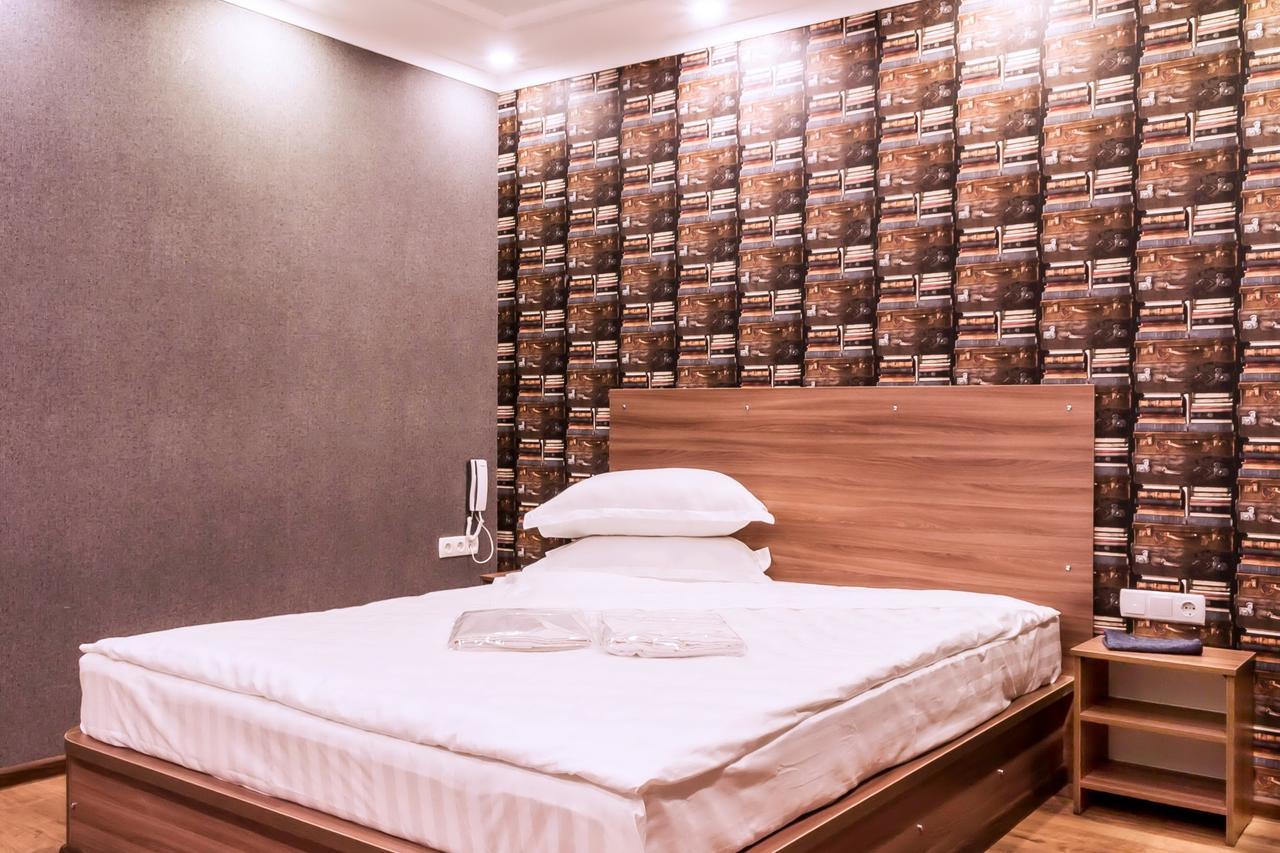 Salut Hotel บิชเคก ภายนอก รูปภาพ