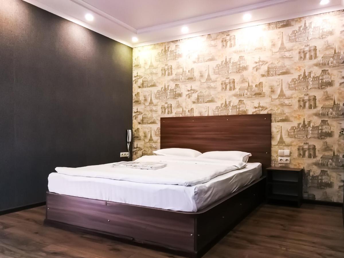 Salut Hotel บิชเคก ภายนอก รูปภาพ